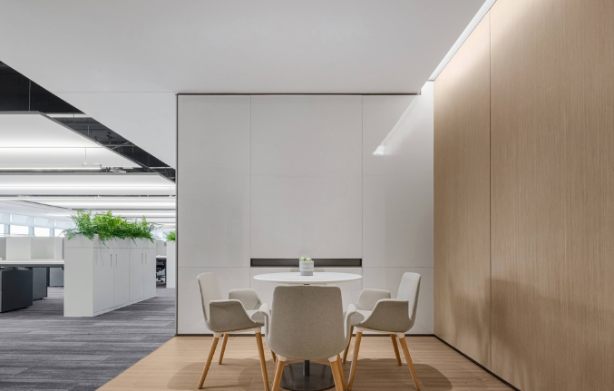 辦公室裝修設(shè)計:地毯選擇的必要性與考量